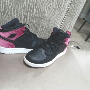 Nike Jordan 1 Mid Velvet Athletic Shoes/Sneakers